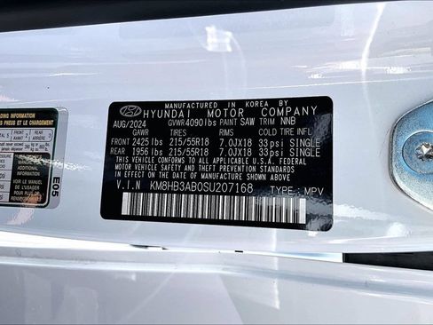 Certified 2025 Hyundai Kona SEL FWD image 17