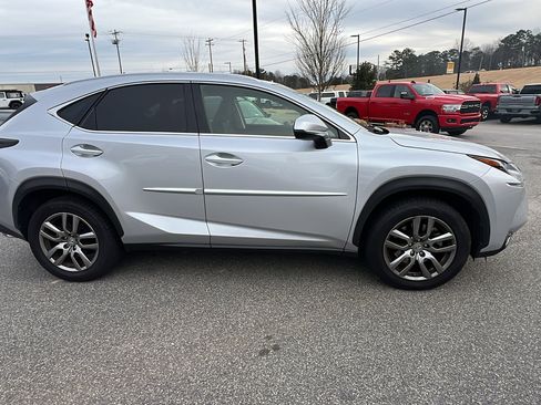Used 2016 Lexus NX 200t FWD image 7