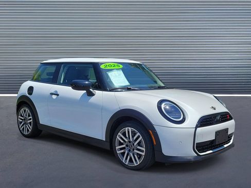 Used 2025 MINI Cooper S FWD image 2