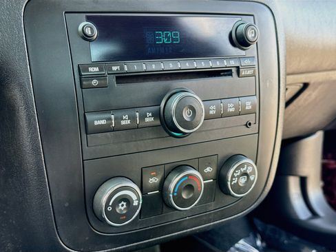 Used 2006 Chevrolet Monte Carlo LS FWD image 17