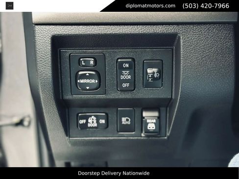 Used 2021 Toyota Tundra SR5 w/ SR5 Upgrade Package AWD/4WD image 35