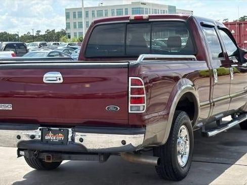 Used 2006 Ford F250 Lariat RWD image 6