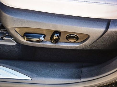 Certified 2024 Lexus RX 350h image 25