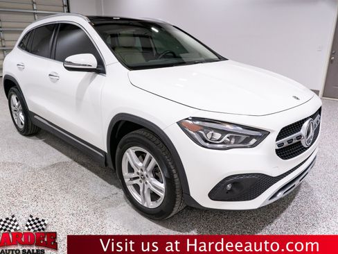 Used 2023 Mercedes-Benz GLA 250 w/ Premium Package image 6