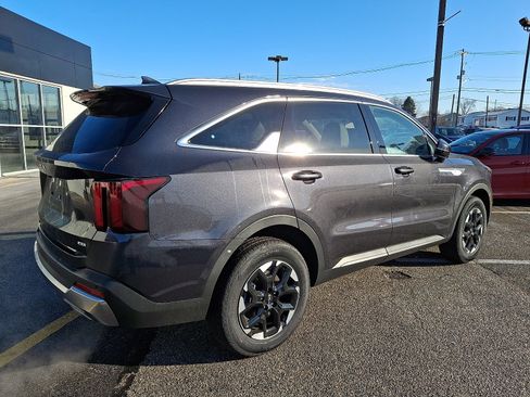 New 2026 Kia Sorento S image 8