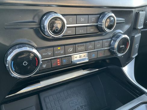 Used 2022 Ford F150 Platinum w/ Equipment Group 701A High image 4