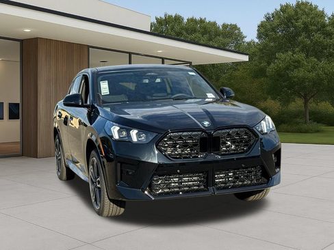 New 2026 BMW X2 xDrive28i w/ Technology Package AWD/4WD image 5