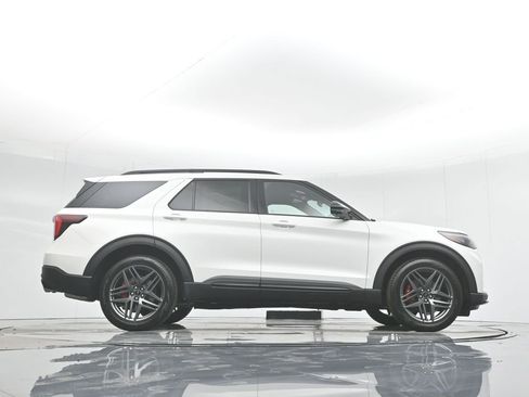 New 2025 Ford Explorer ST w/ Sun And Sound Package image 47