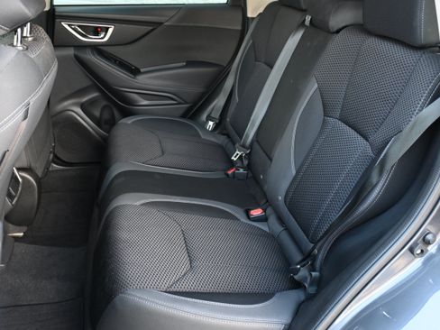 Certified 2021 Subaru Forester Premium AWD/4WD image 30