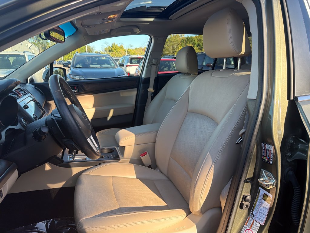 Used 2017 Subaru Outback 2.5i Limited w/ Popular Package #5 AWD/4WD image 27