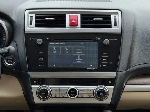 Used 2016 Subaru Outback 2.5i Limited image 14