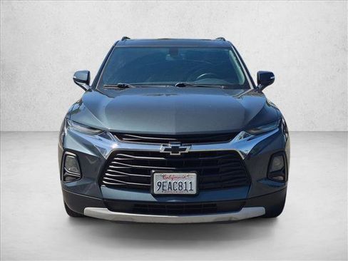 Used 2019 Chevrolet Blazer LT w/ Sun and Wheels Package FWD image 2