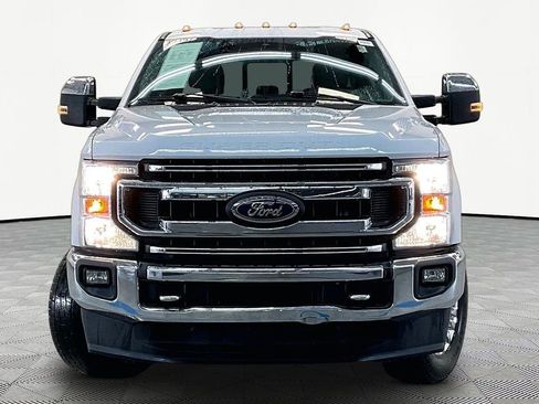 Used 2021 Ford F250 XLT w/ XLT Premium Package image 2