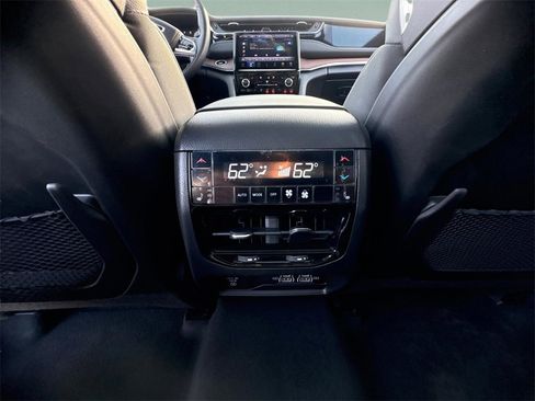 Used 2022 Jeep Grand Cherokee Summit w/ Advanced Protech Group IV image 11