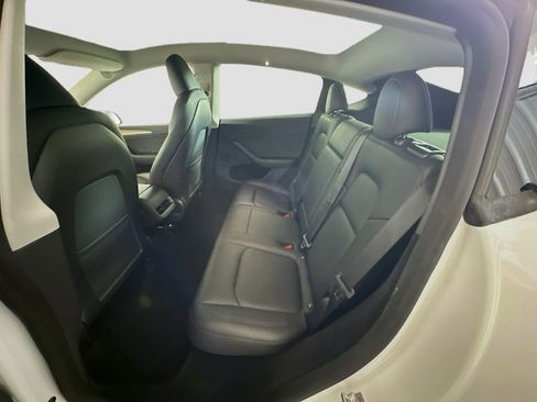 Used 2023 Tesla Model Y AWD image 27