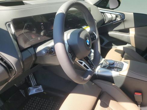 Used 2025 BMW X3 xDrive30i w/ Premium Package image 23