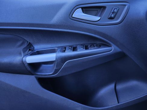 Used 2016 Ford Transit Connect XLT image 15