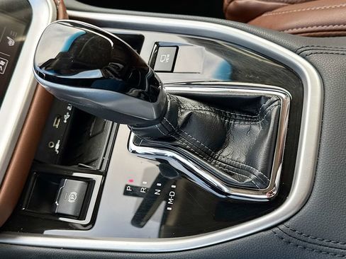 Used 2020 Subaru Outback Touring image 21