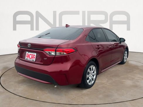 Used 2022 Toyota Corolla LE image 10