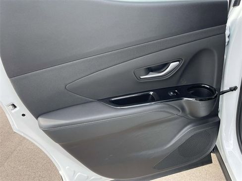 Used 2022 Hyundai Santa Cruz Limited w/ Cargo Package image 17