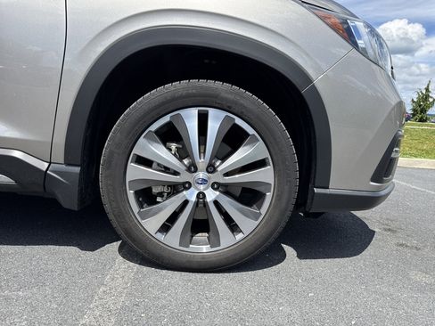 Used 2020 Subaru Ascent Limited w/ Technology Package AWD/4WD image 30