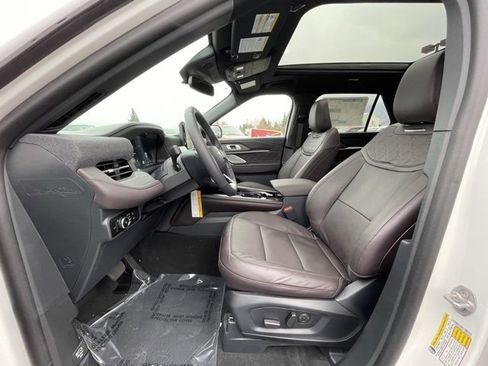 New 2026 Ford Explorer Platinum w/ LUX Leather Package image 7