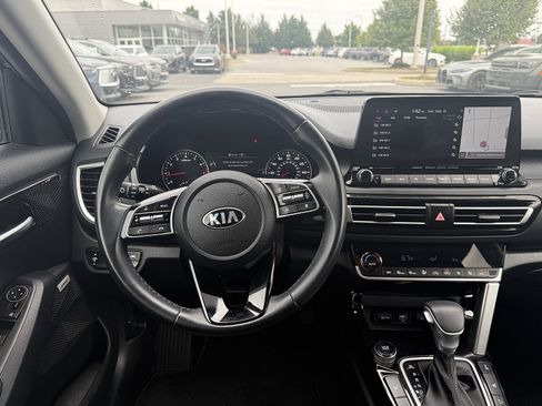 Used 2021 Kia Seltos SX AWD/4WD image 6