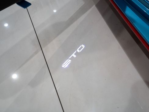 Used 2023 Lamborghini Huracan STO RWD image 7