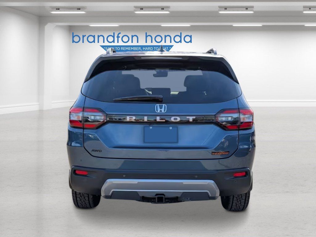 New 2026 Honda Pilot TrailSport image 4