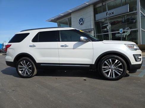 Used 2017 Ford Explorer Platinum AWD/4WD image 1
