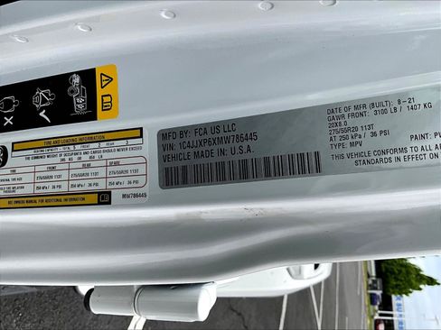 Used 2021 Jeep Wrangler Unlimited Sahara AWD/4WD image 19