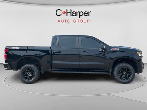 Certified 2022 Chevrolet Silverado 1500 LT Trail Boss w/ LT Trail Boss Premium Package AWD/4WD image 2