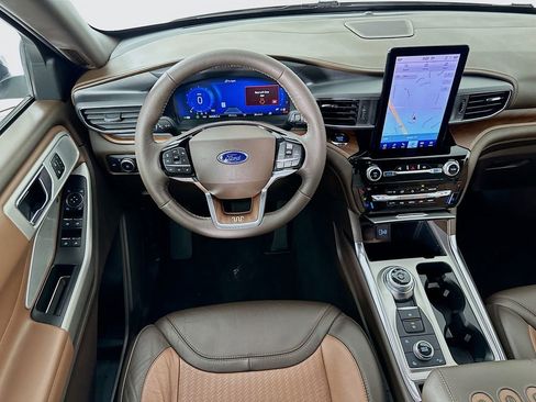 Used 2022 Ford Explorer King Ranch w/ Technology Package AWD/4WD image 23