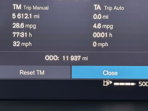 Certified 2025 Volvo XC60 B5 Plus image 22