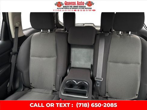 Used 2019 Nissan Pathfinder S AWD/4WD image 16