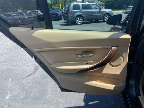 Used 2015 BMW 328i Sedan RWD image 21