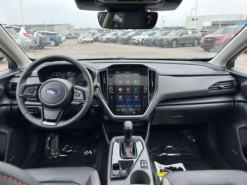 Certified 2025 Subaru Crosstrek 2.5i Limited w/ Crosstrek Mirror Package image 10