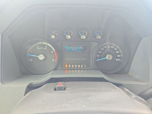 Used 2012 Ford F250 XLT w/ XLT Interior Pkg image 22