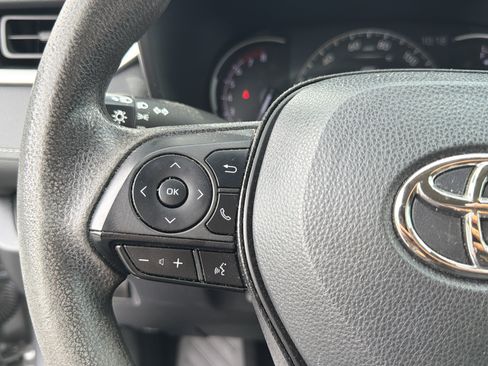 Used 2023 Toyota RAV4 LE FWD image 29