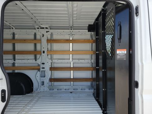 Used 2025 RAM ProMaster 2500 w/ U-Haul Equipment Group FWD image 12