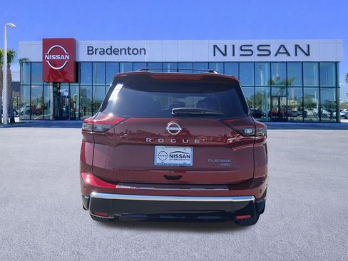 New 2026 Nissan Rogue Platinum image 5