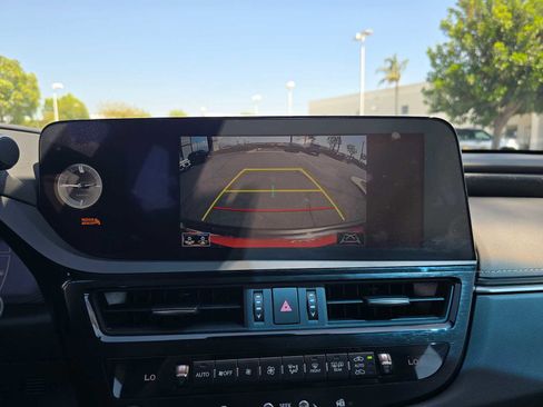 Used 2022 Lexus ES 350 w/ Premium Package FWD image 27
