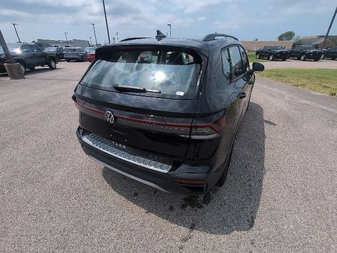 Used 2025 Volkswagen Taos S FWD image 5