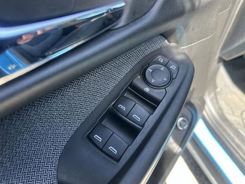 Used 2025 Chevrolet TrailBlazer LT w/ Convenience Package image 15