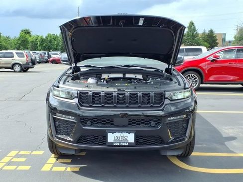 New 2026 Jeep Grand Cherokee Limited AWD/4WD image 22