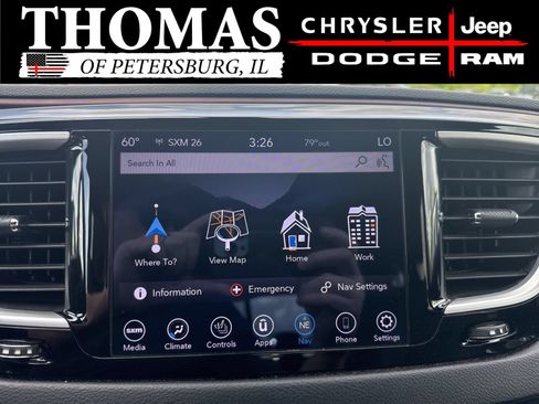 Used 2020 Chrysler Pacifica Touring-L FWD image 15