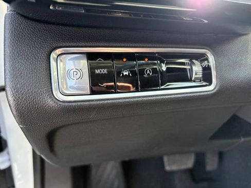 Used 2024 Buick Envision Preferred AWD/4WD image 18