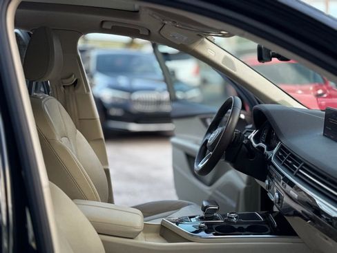 Used 2019 Audi Q7 3.0T Premium Plus image 16