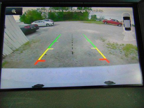 Used 2015 Ford Edge Titanium w/ Equipment Group 301A AWD/4WD image 16