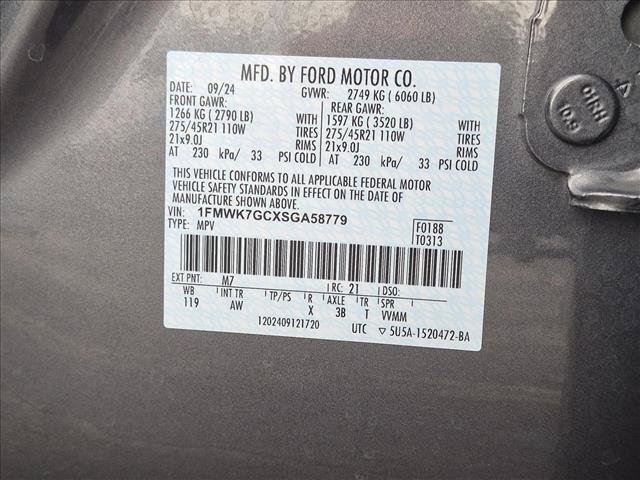 Used 2025 Ford Explorer ST RWD image 16